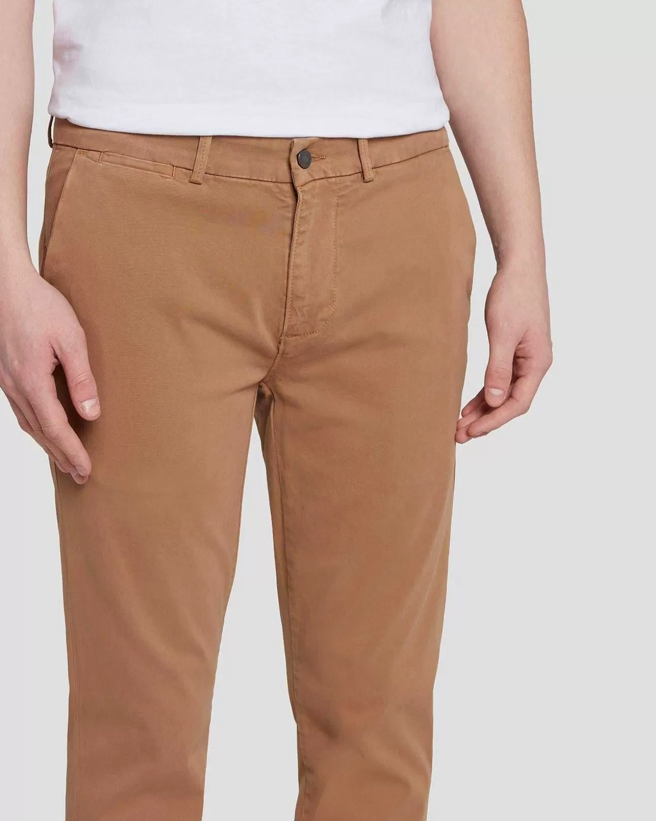 Jeans*Heren 7 For All Mankind Luxe Prestatie Slimmy Taps Toelopende Chino In Satijnen Olijf